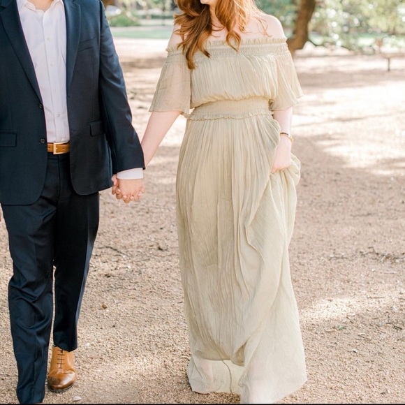 Sage Green off shoulder maxi dress, sizes 4 ASOS DESIGN - Picture 3 of 3